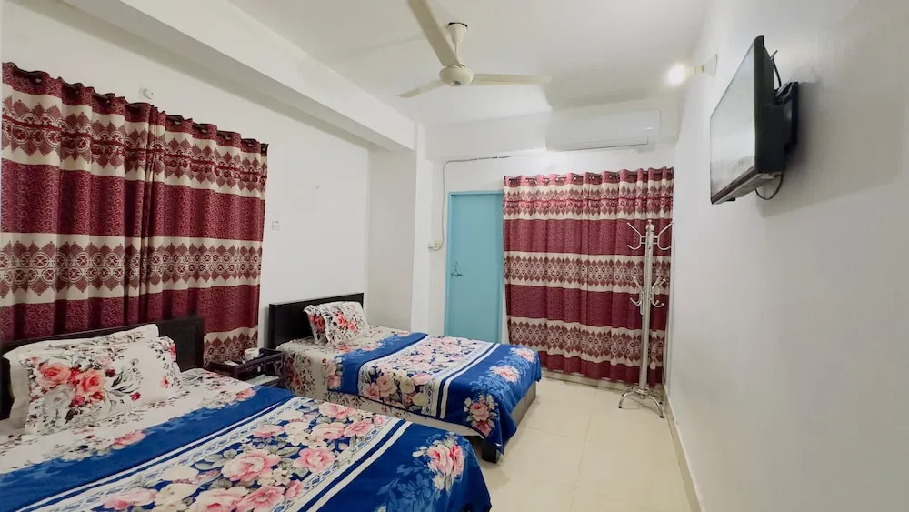Mohammadia Restaurant & Guest House