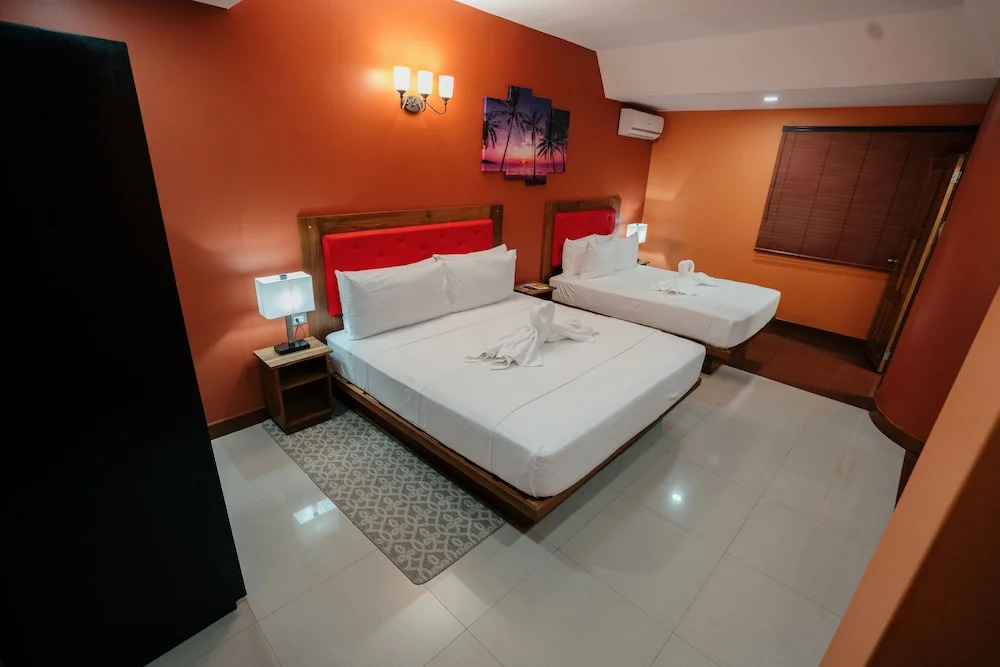 Runway Hotel
