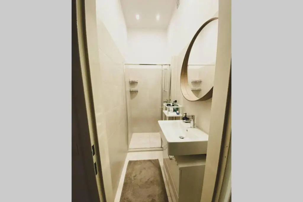 Studio,10 min to Citycenter,33m,Smart TV,Kingbed