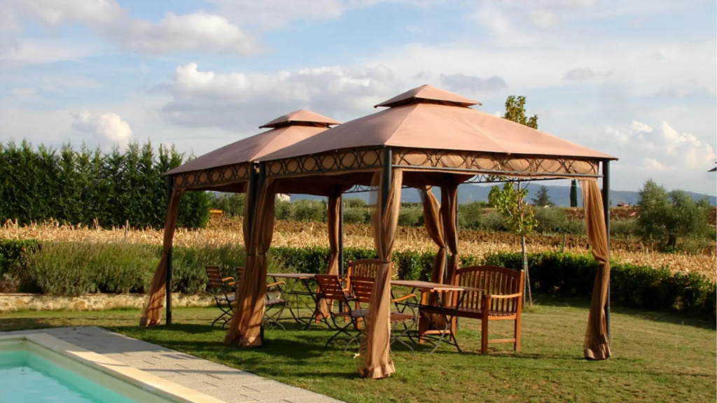 Independent Farmhouse With 7 Bedrooms and Pool Lago Trasimeno-luna Chiara