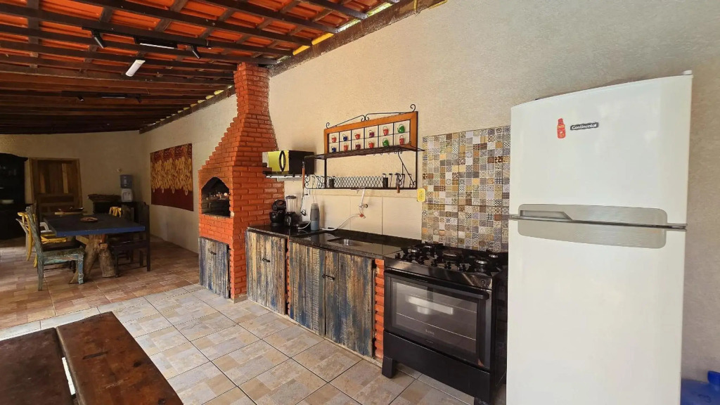 Casa Amarela com 7 quartos para 20 pessoas em Porto Seguro