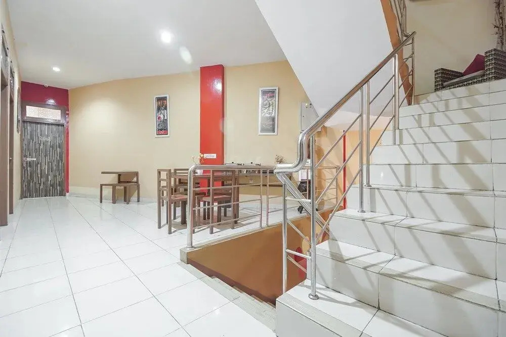 RedDoorz @ Jalan Hertasning