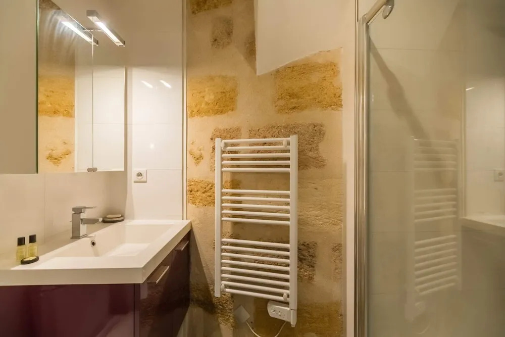 Beautiful Flat Near Grand Theatre for up to 4 Guests
