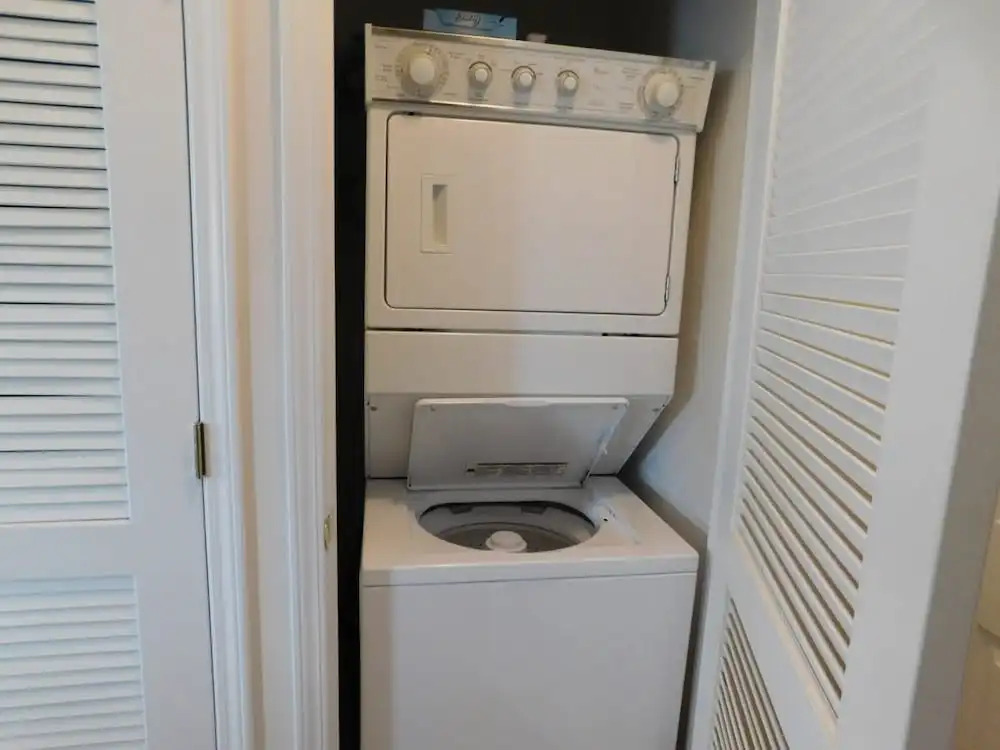 Havens #1811 2 Bedroom Condo by RedAwning
