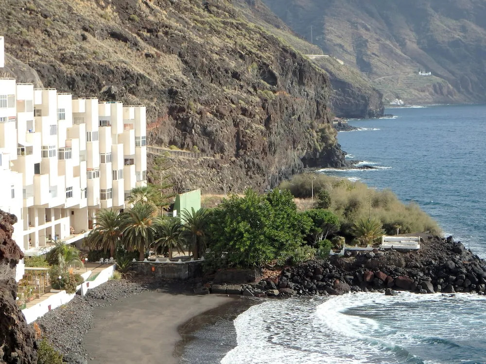 Las Gaviotas Beach II