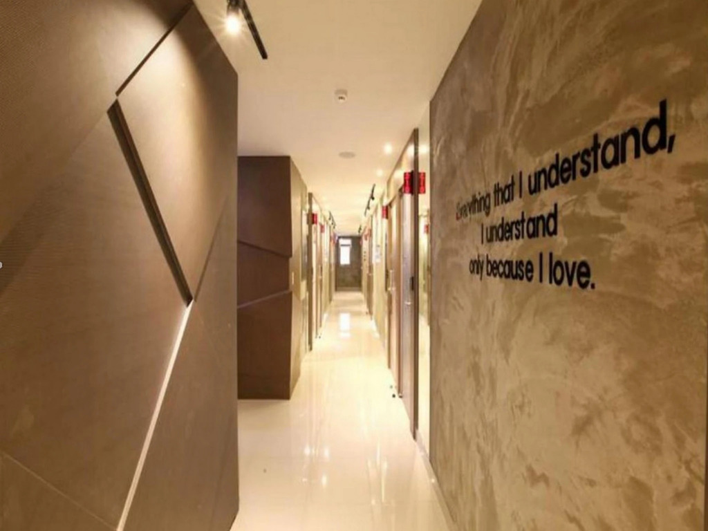 Jeju Lux Hotel