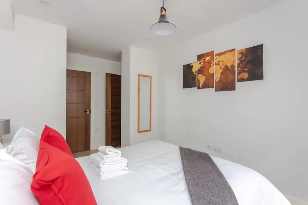 Spacious and Modern Apartment in Pimlico