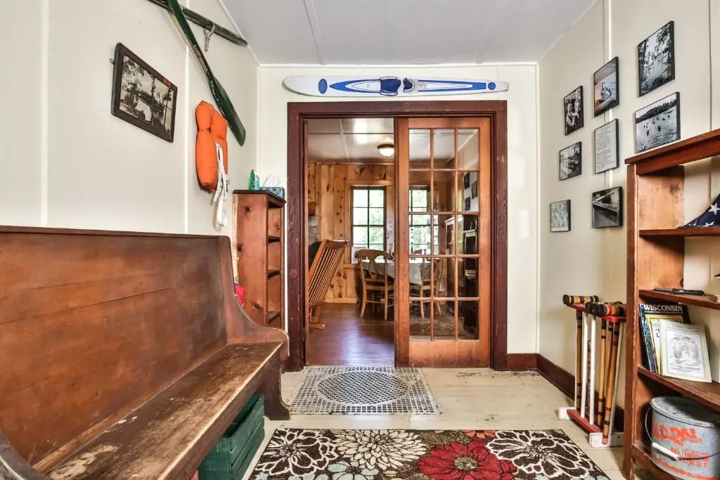 Hearthwood Beach House - On Lake Tomahawk