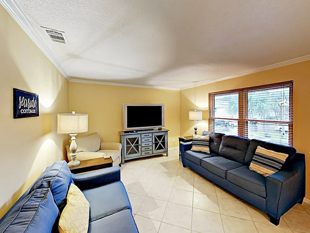 7 Saint Augustine - 2 Bedroom Condo