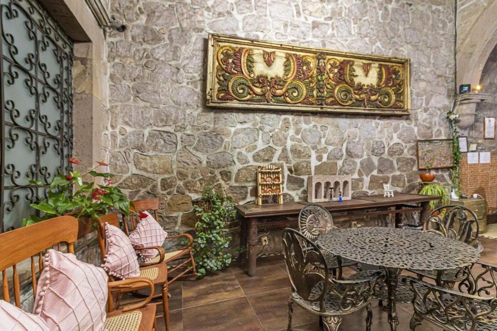 Hotel Cantera Rosa