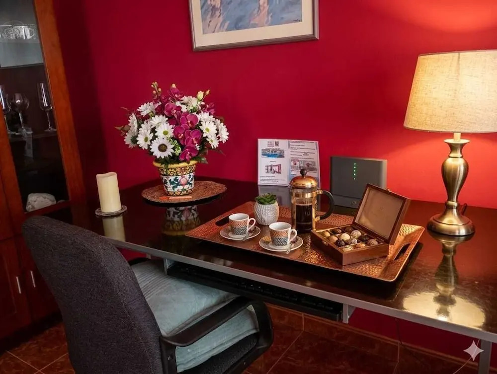 Stunning 3 Bedroom Apartment in Radazul With Ocean Views