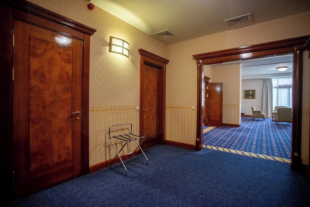 Hotel Golden Palace