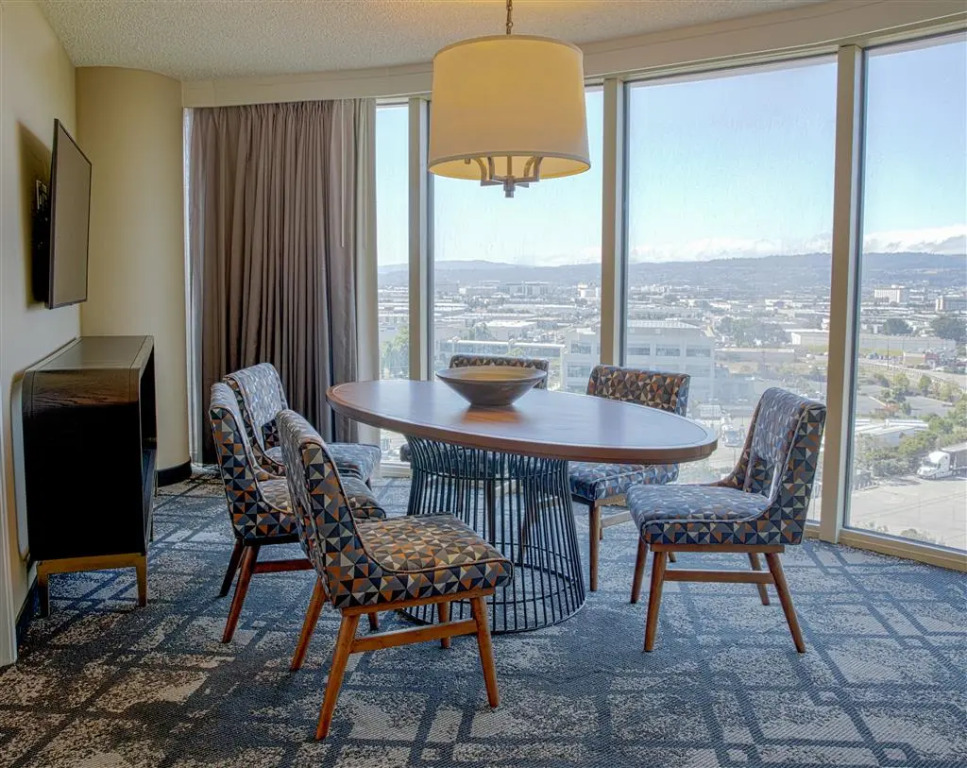 Embassy Suites San Francisco Airport Waterfront