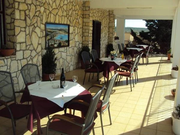 Rooms & Pansion Odmor