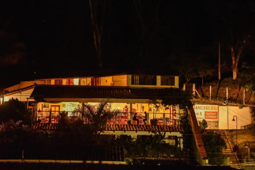 Hotel and Restaurant Guancascos