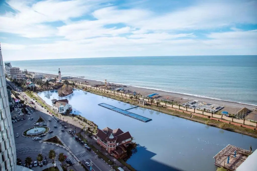 Apartment 16-27 floors in Alliance Palace Batumi