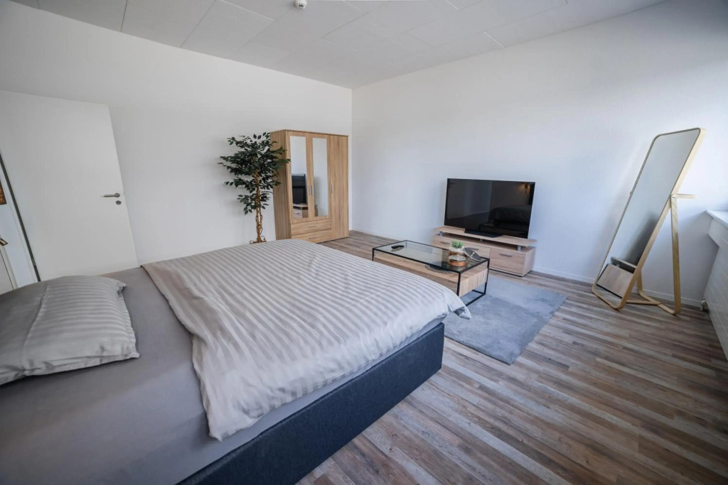 Pit Stop Apartments