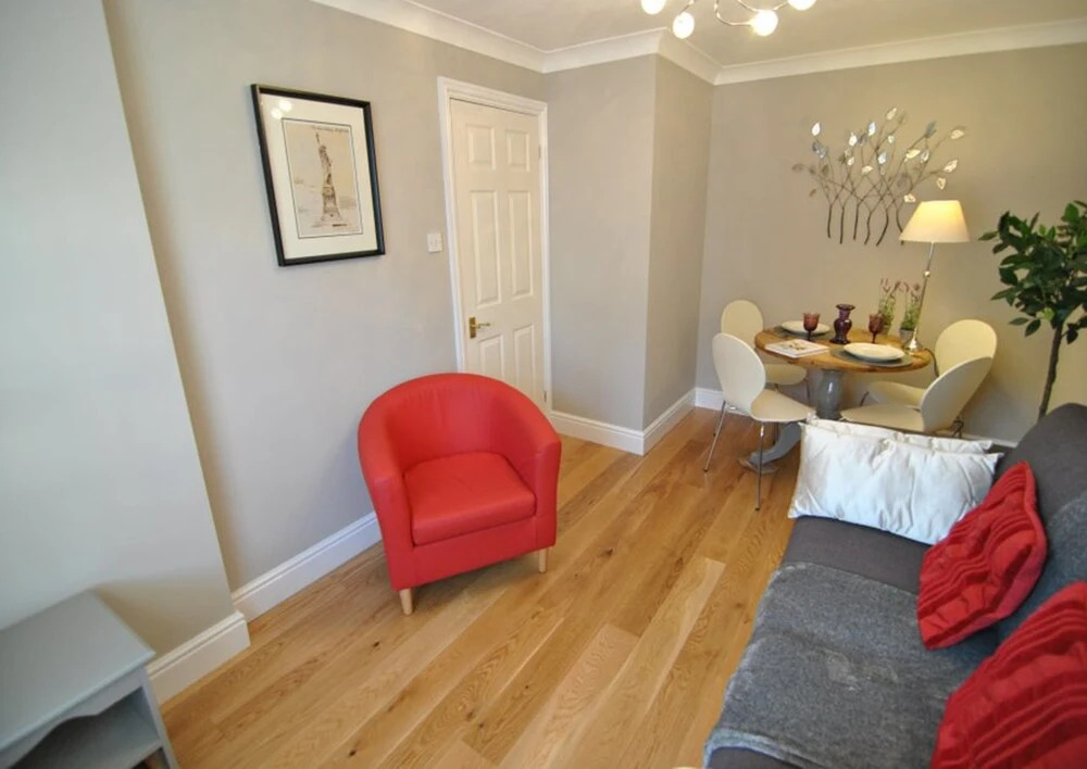 1 Wessex Court