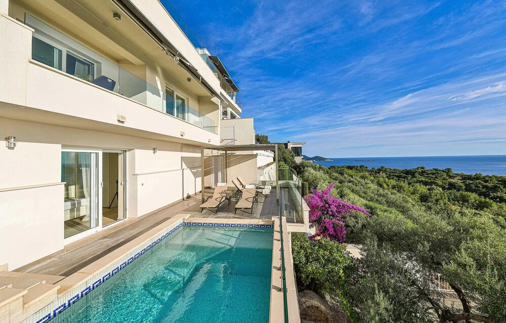 Beautiful Home in Orasac With 2 Bedrooms, Wifi and Outdoor Swimming Pool