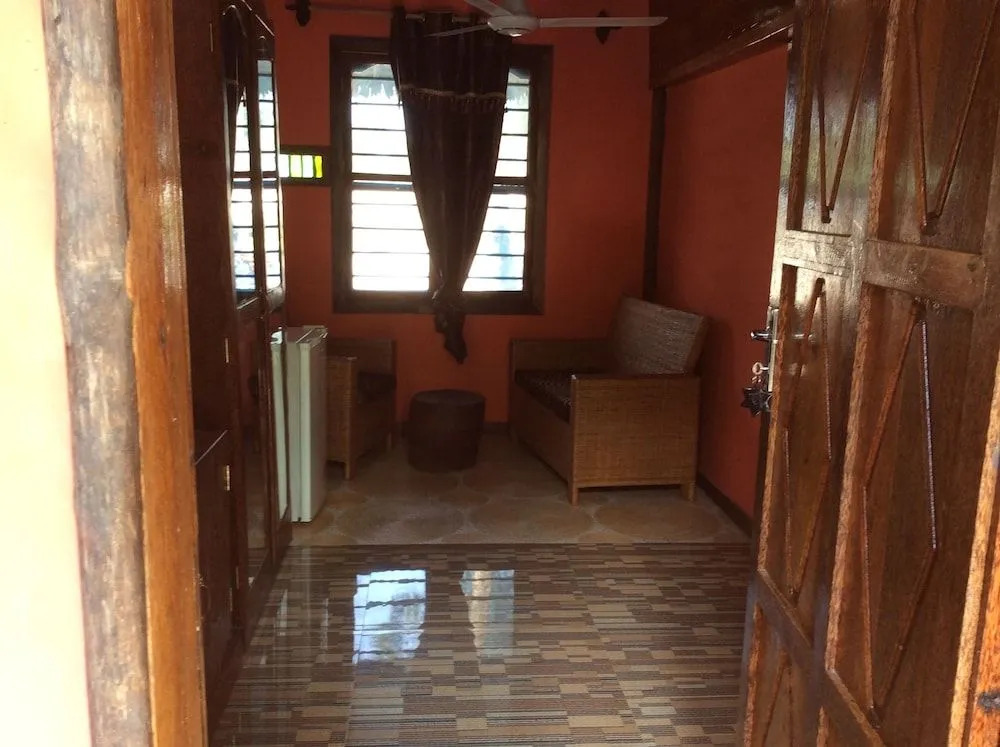 Kajibange bar and guesthouse