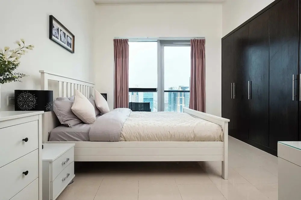 Stunning Marina View 1 bedroom