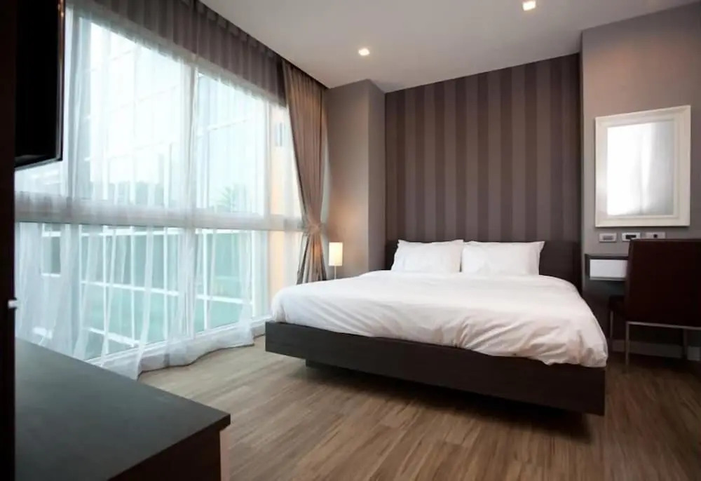 J Residence Thonglor 8
