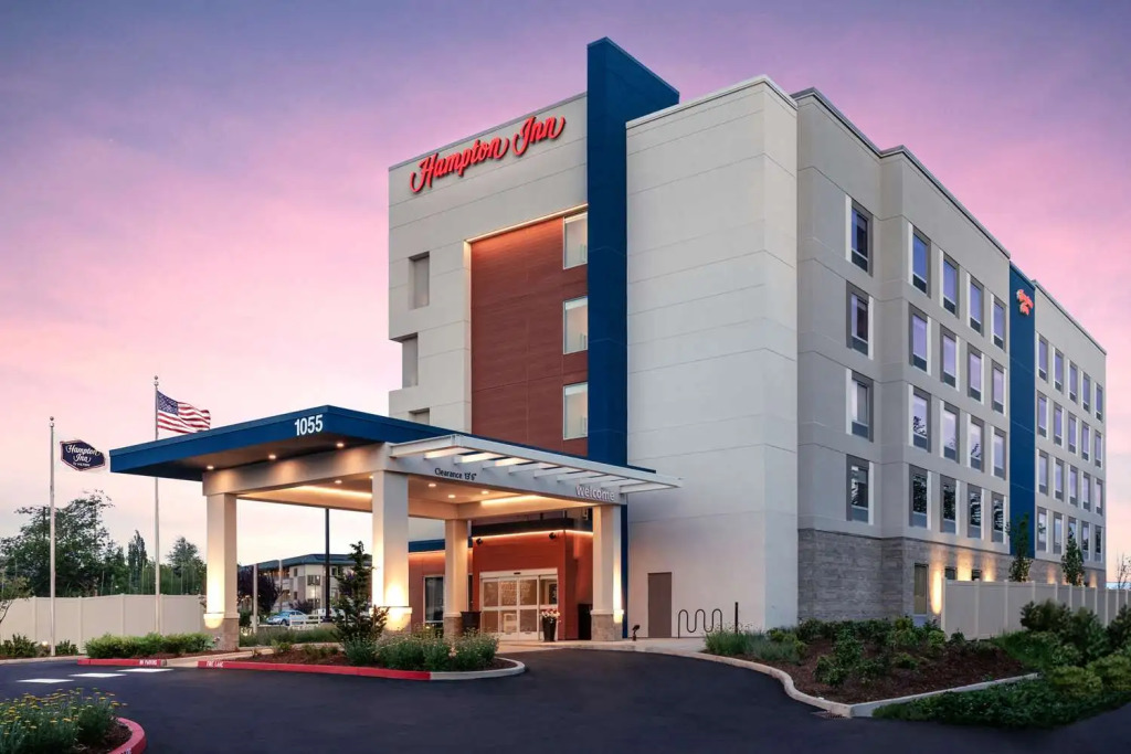Hampton Inn by Hilton Bellingham Airport