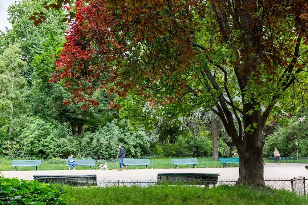 Pristine Near Parc Monceau