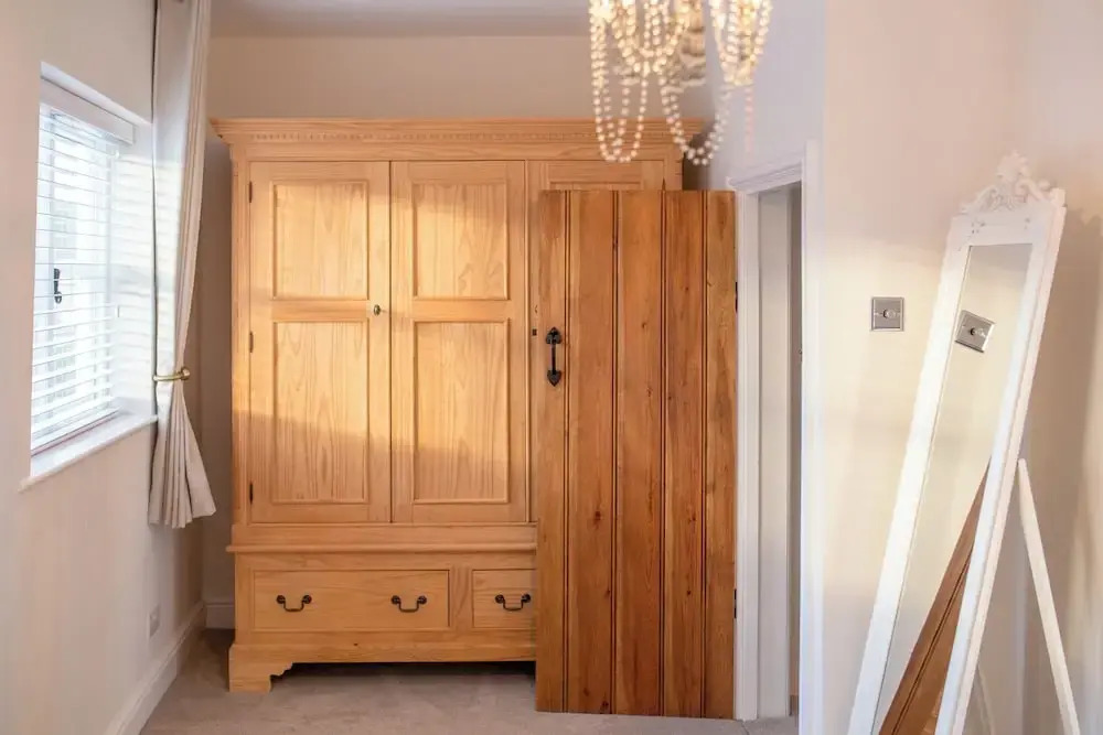 Charming 2 Bed House in Tewkesbury Centre
