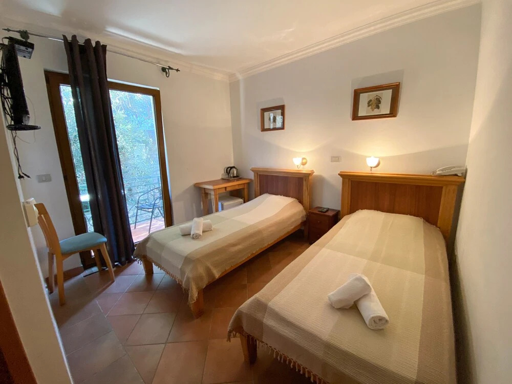 Levantin Inn 12 Room N12