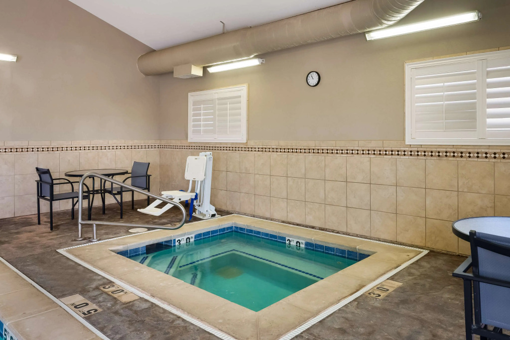 Best Western Plus Landmark Hotel