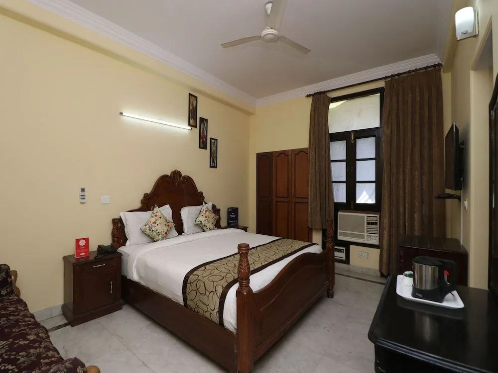 OYO 12311 Hotel Annus Holidays