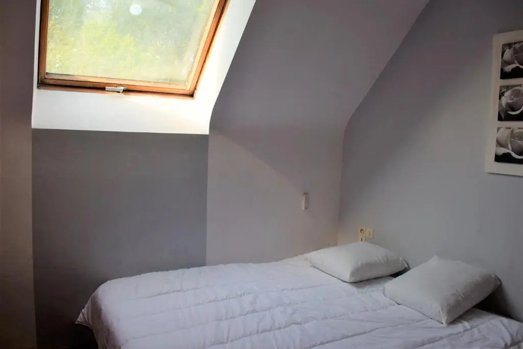 Villa de plain-pied avec WIFI, piscine privée sous abris haut à PLEUMEUR-BODOU - Ref 461