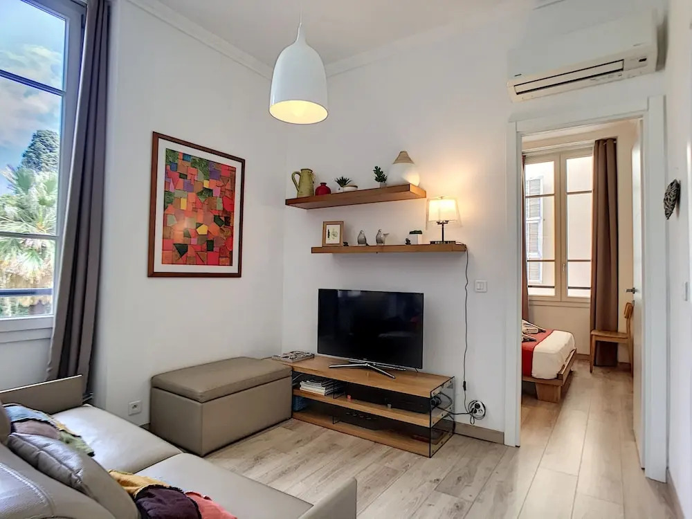 Nestor&Jeeves - COTE JARDIN - Central - Close sea