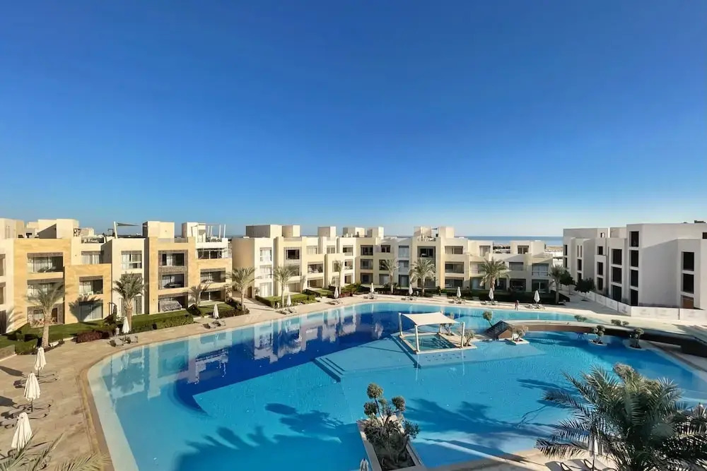 Xuru Stays I Modish & Magnific 2bdr @ Mangroovy Pool & Beach Access