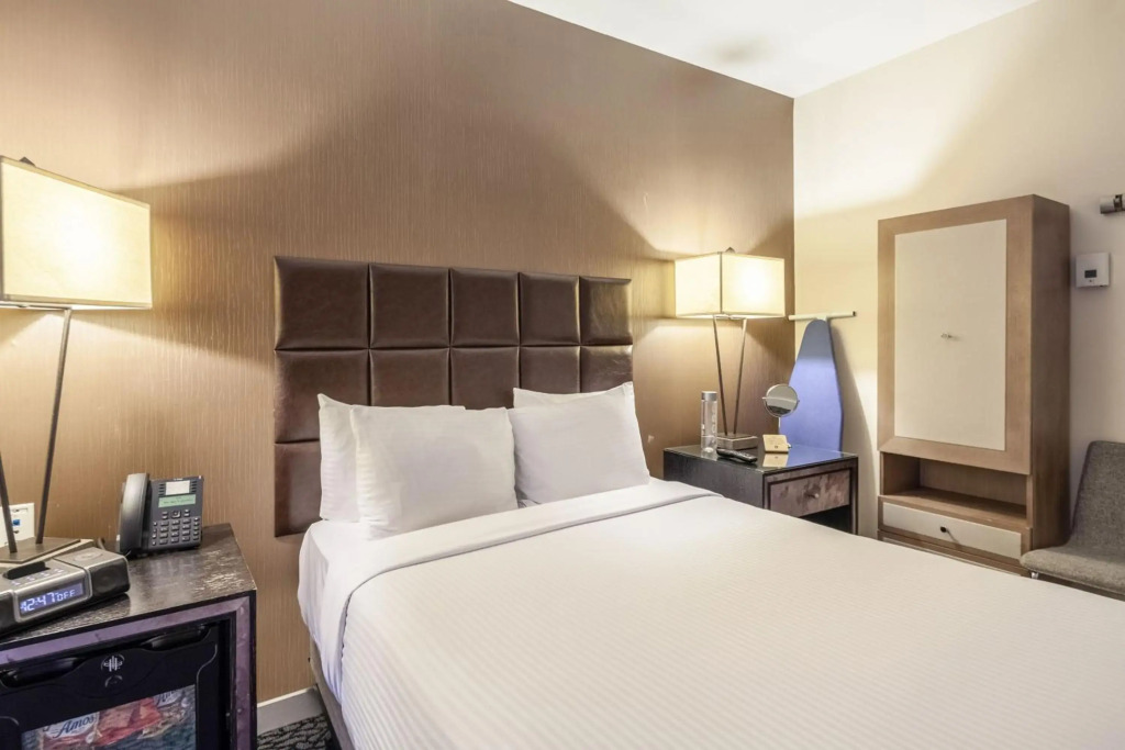 The Historic Blue Angel Hotel Lexington Ave, an Ascend Collection