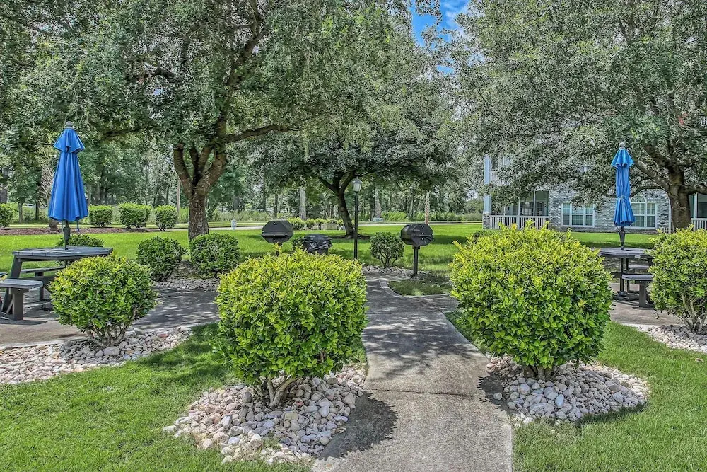 Lovely Myrtle Beach Condo: 4 Mi to Boardwalk!