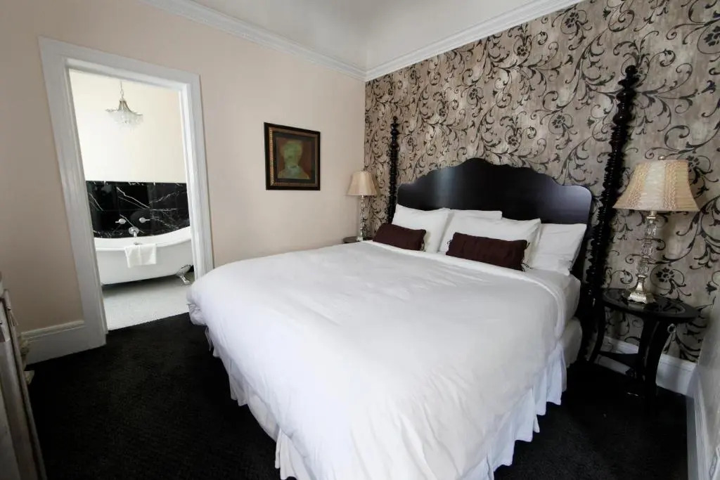 Mount View Hotel & Spa