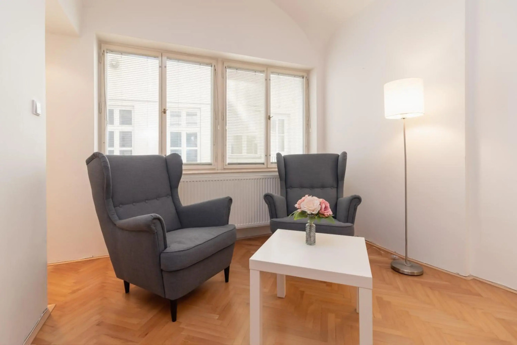 Exclusive Old Town Suites with City Views & AC by EasyBNB Premium