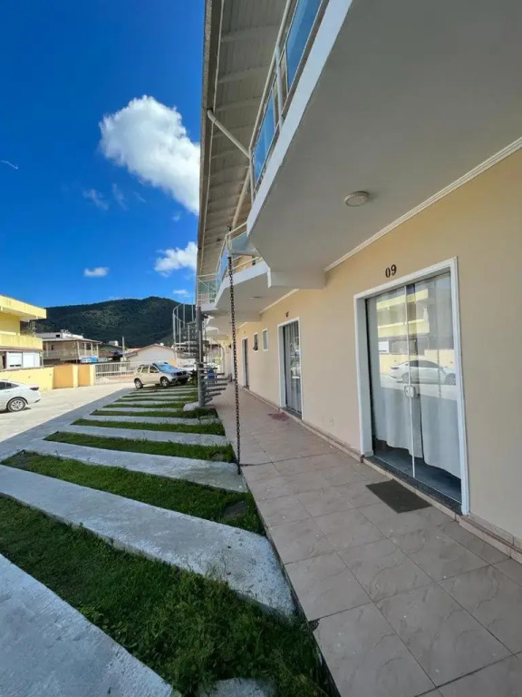 Cond Ilhas de Maranduba l apto-9 a 700m da Praia