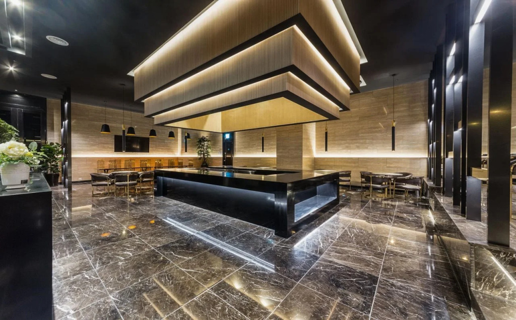 Astro Hotel