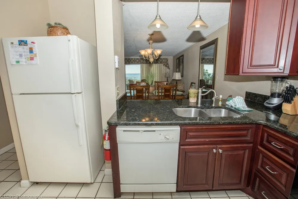 Islander 302 Destin - 2 Br Condo