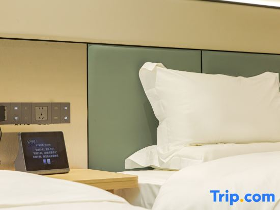 Shuoguo Hotel (Minquan High-speed Railway North Station)