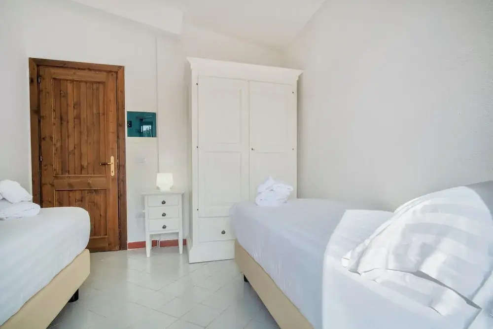 Aparthotel in Costa Serena just 700 mt from the sea