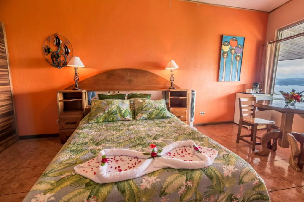Hotel Nepenthe B&B