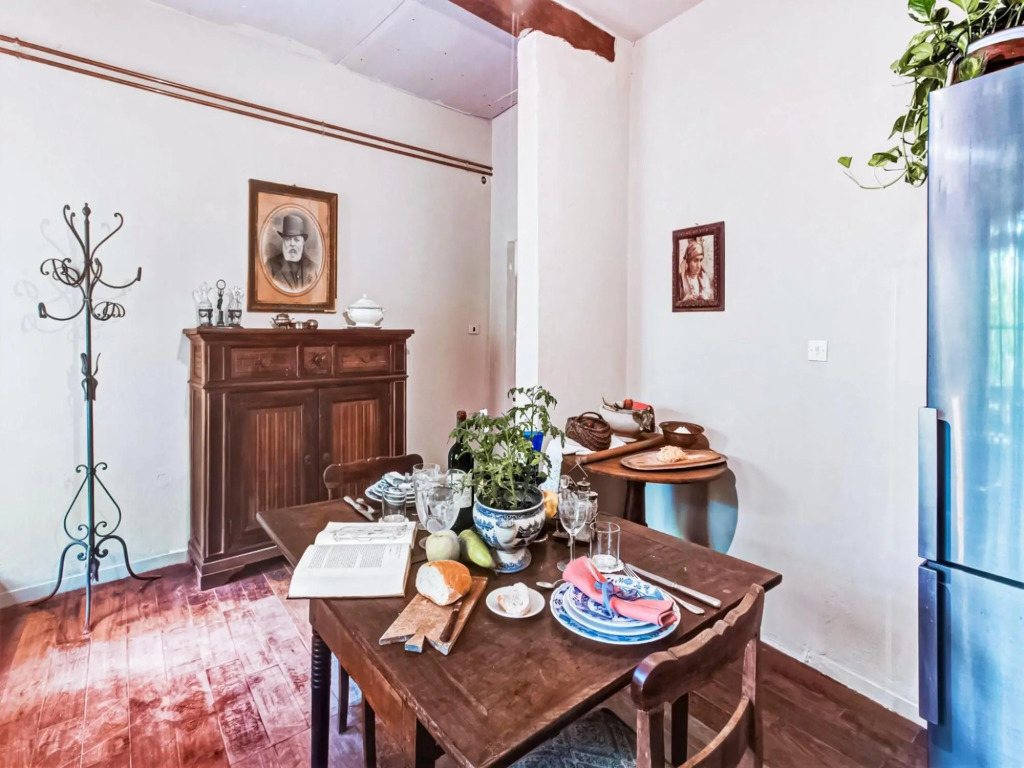 Spacious villa in Cortona with private pool
