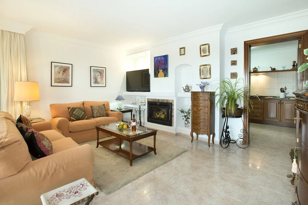 Owl Booking Villa Far - 15 Min Walk to the Beach