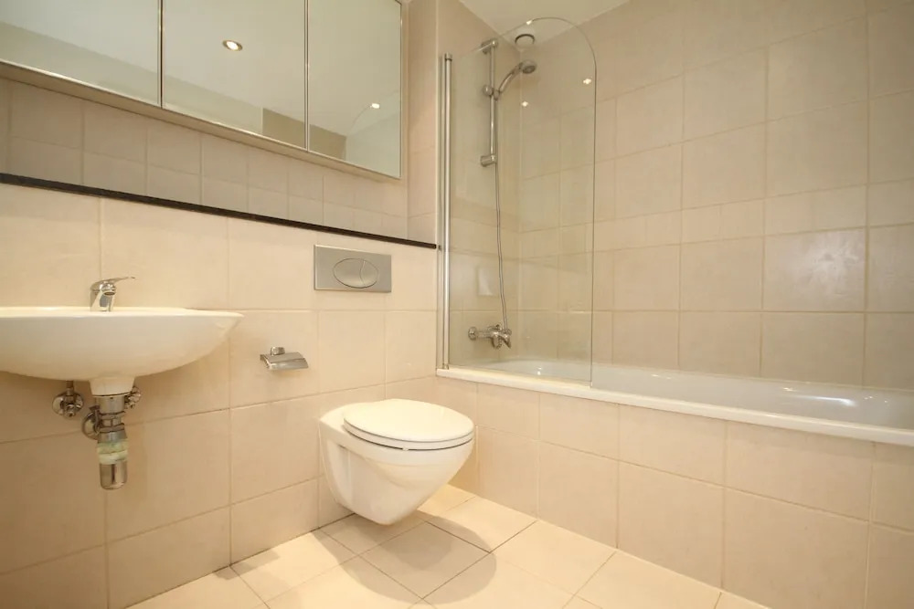Grand Canal Quay - 3 BR Apartment