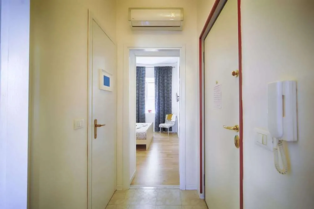 Oltremare Modern Flat