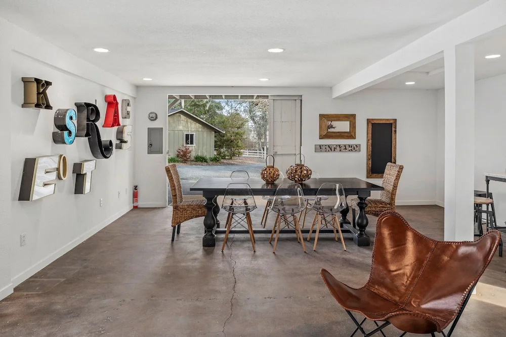 21825 Wine Country - 3 Br Home